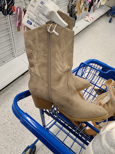 Clothing Store «Ross Dress for Less», reviews and photos, 1217 W State Hwy 114, Grapevine, TX 76051, USA