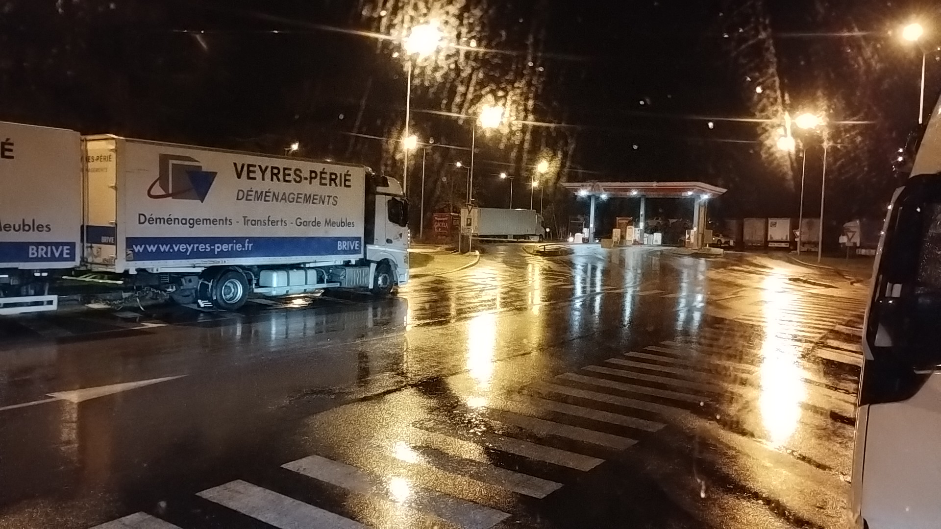 Photo n° 1 de l'avis de Sever. fait le 08/12/2023 à 01:48