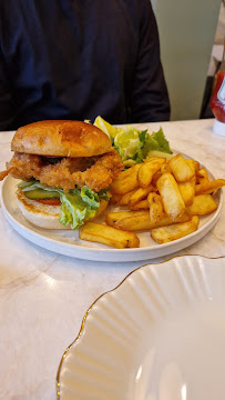 Sandwich au poulet du Restaurant Maison Jenny à Paris - n°12