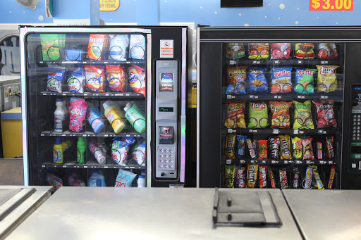 Laundromat «Casa Lavanderia», reviews and photos, 808 E Mission Blvd, Pomona, CA 91766, USA