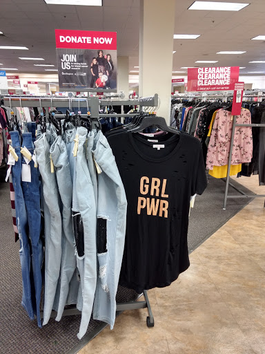 Clothing Store «Burlington Coat Factory», reviews and photos, 900 Commons Dr #414, Dothan, AL 36303, USA