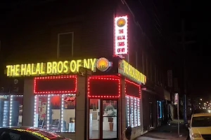The Halal Bros Of NY image
