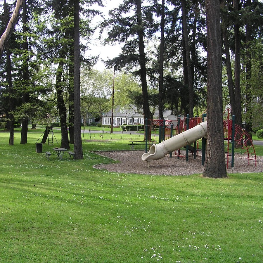 Laurelwood Park