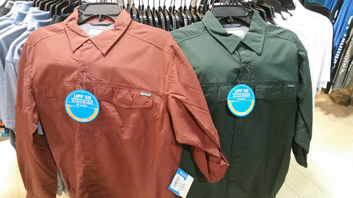Sportswear Store «Columbia Sportswear Outlet Store at Tanger Outlet Center», reviews and photos, 4630 Factory Stores Blvd A175, Myrtle Beach, SC 29579, USA