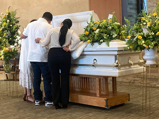 Florist «Village Flowers & Gifts», reviews and photos, 527 W Lodi Ave, Lodi, CA 95242, USA