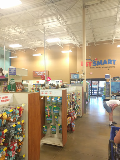 Pet Supply Store «PetSmart», reviews and photos, 2641 Lawndale Dr, Greensboro, NC 27408, USA
