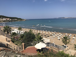 Agios Stefanos Plajı'in fotoğrafı çok temiz temizlik seviyesi ile