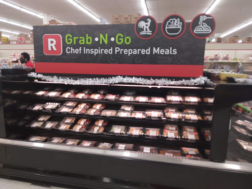 Shopping Mall «North End Shopping Center», reviews and photos, 1300 N Charlotte St, Pottstown, PA 19464, USA