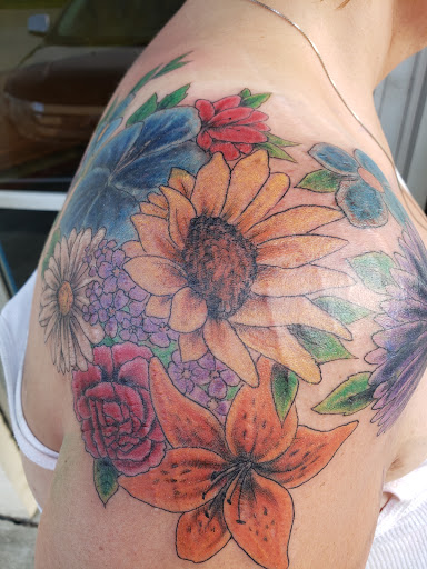 Tattoo Shop «Asgard Tattoo Of Louisville», reviews and photos, 9100 Dixie Hwy, Louisville, KY 40258, USA