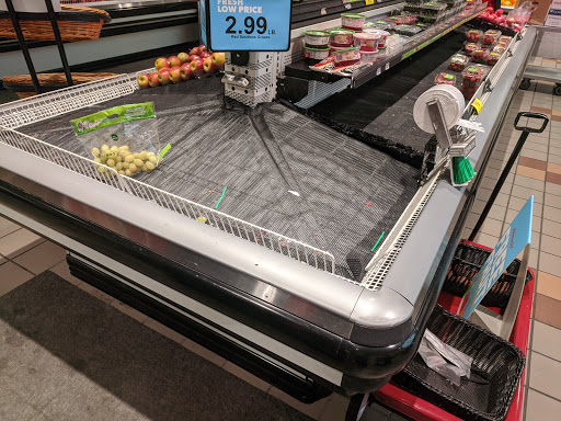 Grocery Store «Schnucks», reviews and photos, 101 Civic Center Dr, Lake St Louis, MO 63367, USA