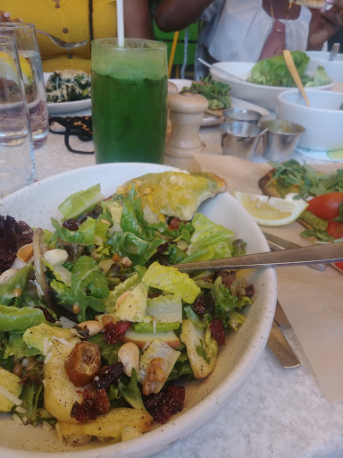 Shopping Mall «Biltmore Fashion Park», reviews and photos, 2502 E Camelback Rd, Phoenix, AZ 85016, USA