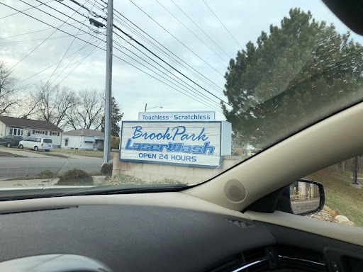 Brook Park Laser Wash en Cleveland