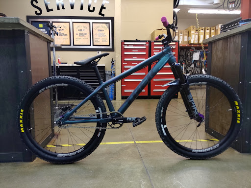 Bicycle Store «Trek Bikes of American Fork», reviews and photos, 356 N 750 W, American Fork, UT 84003, USA