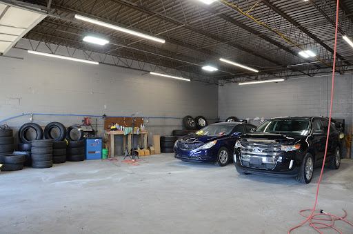 Used Car Dealer «DYNAMICS AUTO WHOLESALES INC», reviews and photos, 9301 Indianapolis Blvd, Highland, IN 46322, USA