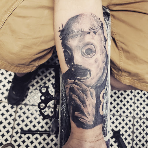 Explore dark feminine tattoo ideas, creative tattoo ideas in Columbus, available at Stingin Ink Tattoos