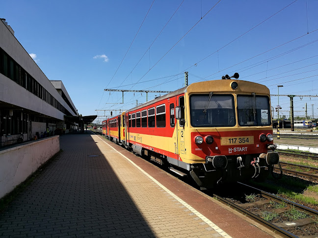 Szolnok, 5000 Magyarország