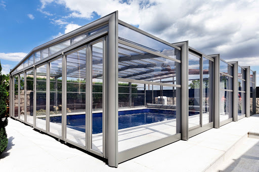 Abrisud Cubiertas de Piscina y Pérgolas . Showroom