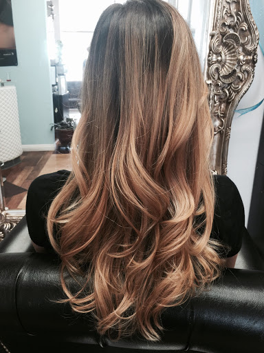 Beauty Salon «Rudy Del Cid Beauty Salon», reviews and photos, 7251 Owensmouth Ave, Canoga Park, CA 91303, USA