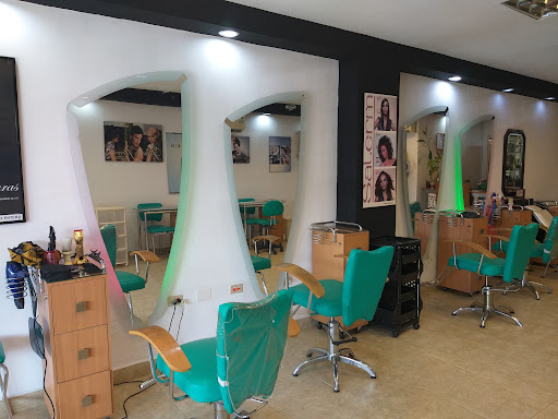 Salon Queens and Kings Spa c.a