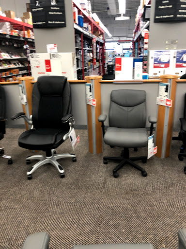 Office Supply Store «Staples», reviews and photos, 9230 Old Keene Mill Rd, Burke, VA 22015, USA