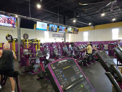 Gym «Planet Fitness», reviews and photos, 700 E Patchogue Yaphank Rd, Medford, NY 11763, USA