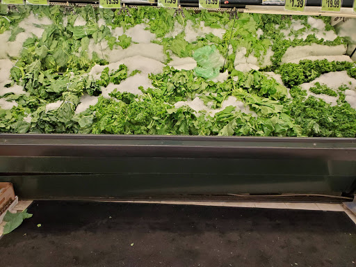 Grocery Store «Miles Supermarket», reviews and photos, 4127 E 131st St, Cleveland, OH 44105, USA