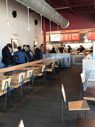 Mexican Restaurant «Chipotle Mexican Grill», reviews and photos, 4402 Montgomery Rd, Cincinnati, OH 45212, USA