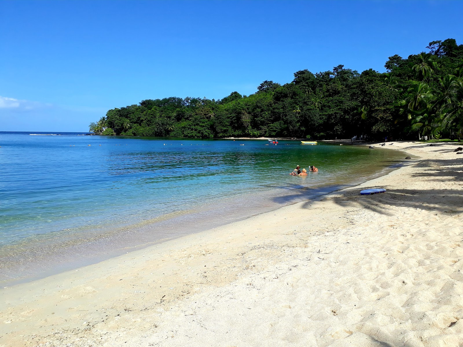 Photo of Isla Grande Beach with bright sand surface