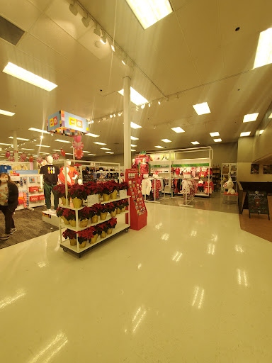 Department Store «Target», reviews and photos, 2800 SW Barton St, Seattle, WA 98126, USA