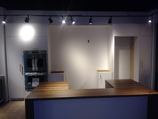 Appliance Store «Albert Lee Appliance - Bellevue», reviews and photos, 1038 116th Ave NE #370, Bellevue, WA 98004, USA