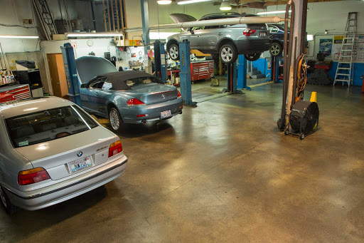 Auto Repair Shop «German Car Specialists», reviews and photos, 12408 SE 38th St, Bellevue, WA 98006, USA