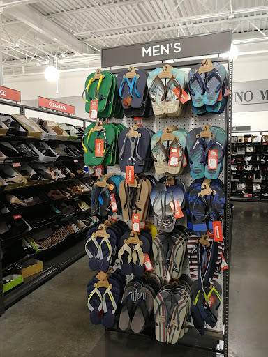 Department Store «Saks OFF 5TH», reviews and photos, 2416 Grand Cypress Dr, Lutz, FL 33559, USA