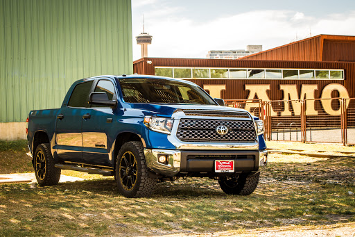 Toyota Dealer «Red McCombs Toyota», reviews and photos, 13526 Interstate 10 Frontage Rd, San Antonio, TX 78249, USA