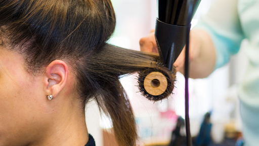 Beauty Salon «Julia Dominican Hair Salon», reviews and photos, 718 Reisterstown Rd, Pikesville, MD 21208, USA
