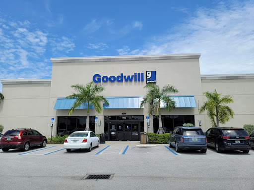 Thrift Store «Goodwill Vero Beach Store & Donation Center», reviews and photos