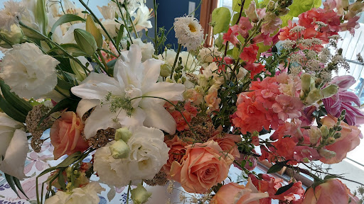 Florist «Lilia Flower Boutique», reviews and photos, 2160 Wayzata Blvd, Long Lake, MN 55356, USA