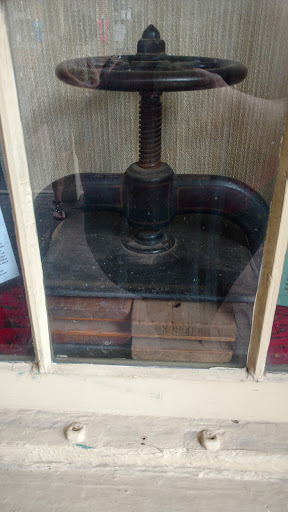 Tobacco Shop «John Dengler Tobacconist», reviews and photos, 700 S Main St, St Charles, MO 63301, USA