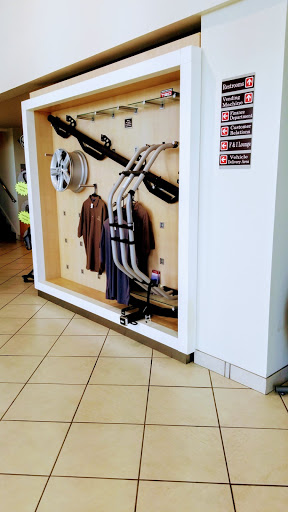 Toyota Dealer «Valdosta Toyota», reviews and photos, 2980 James Rd, Valdosta, GA 31601, USA