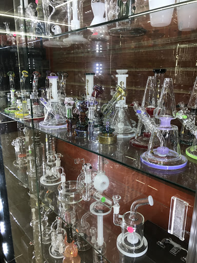 Tobacco Shop «Exotic Vapors Tobacco», reviews and photos, 1926 Touhy Ave, Des Plaines, IL 60018, USA