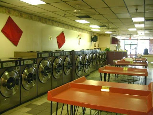 Laundromat «Laundry Room of Brandon Inc», reviews and photos, 725 W Lumsden Rd, Brandon, FL 33511, USA