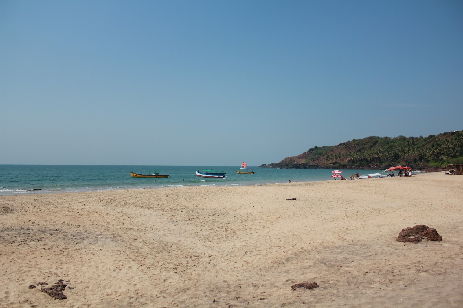 Photo of Canaguinim Beach and the settlement