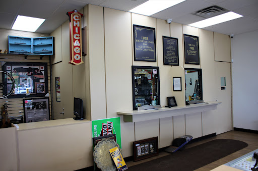 Pawn Shop «Arlington Jewelry & Loan», reviews and photos, 901 W Rand Rd, Arlington Heights, IL 60004, USA