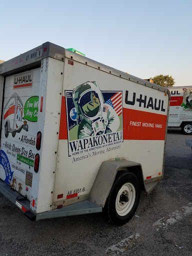 Truck Rental Agency «U-Haul Moving & Storage of Broadview», reviews and photos, 2001 W Roosevelt Rd, Broadview, IL 60155, USA