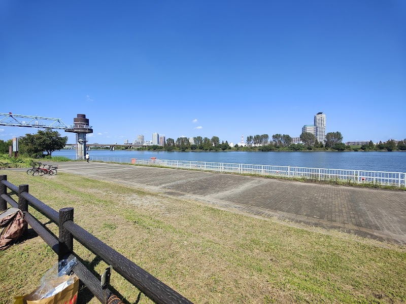 荒川岩淵関緑地バーベキュー場