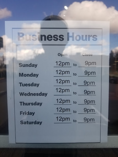 Pizza Restaurant «Round Table Pizza», reviews and photos, 10070 SW Barbur Blvd, Portland, OR 97219, USA