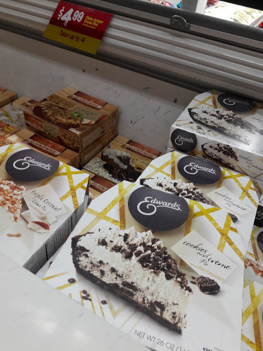 Grocery Store «Grocery Outlet Bargain Market», reviews and photos, 2323 S Mooney Blvd, Visalia, CA 93277, USA