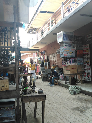 Hub360, Shop EU2 9&10 Army Shopping Arena, Oshodi-Isolo, Lagos, Nigeria, Tobacco Shop, state Lagos