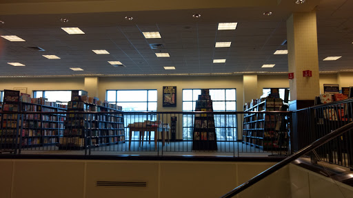 Book Store «Barnes & Noble», reviews and photos, 1630 Sherman Ave, Evanston, IL 60201, USA