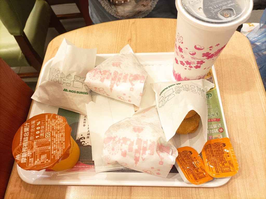 麥當勞-竹山大明餐廳 的照片