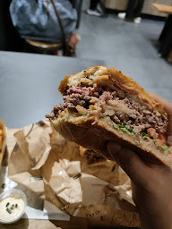 Photo n°31 de L'Artisan du Burger forum des halles à Paris ()